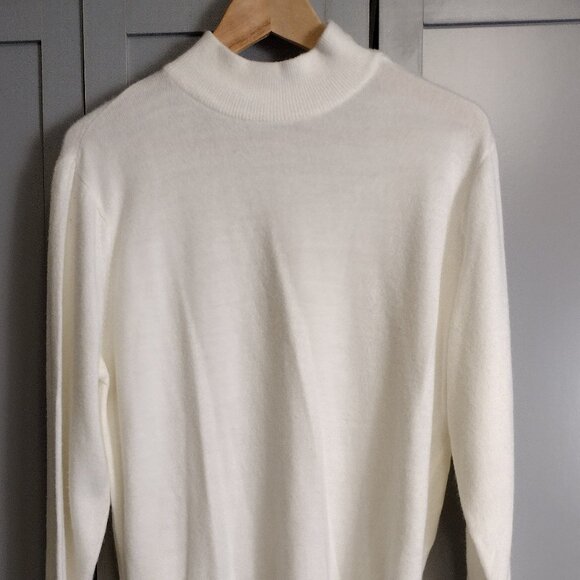 DUVET Sweaters - DUVET USA Ivory Pearl Shoulder Sweater XL Mock Neck Knit